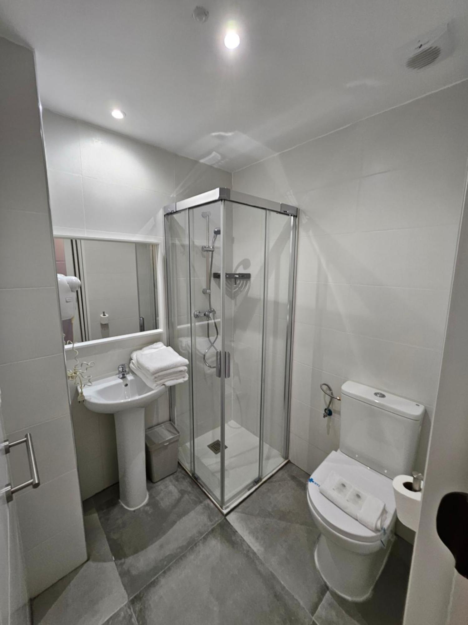 Hostal Foncalada Овьедо Экстерьер фото